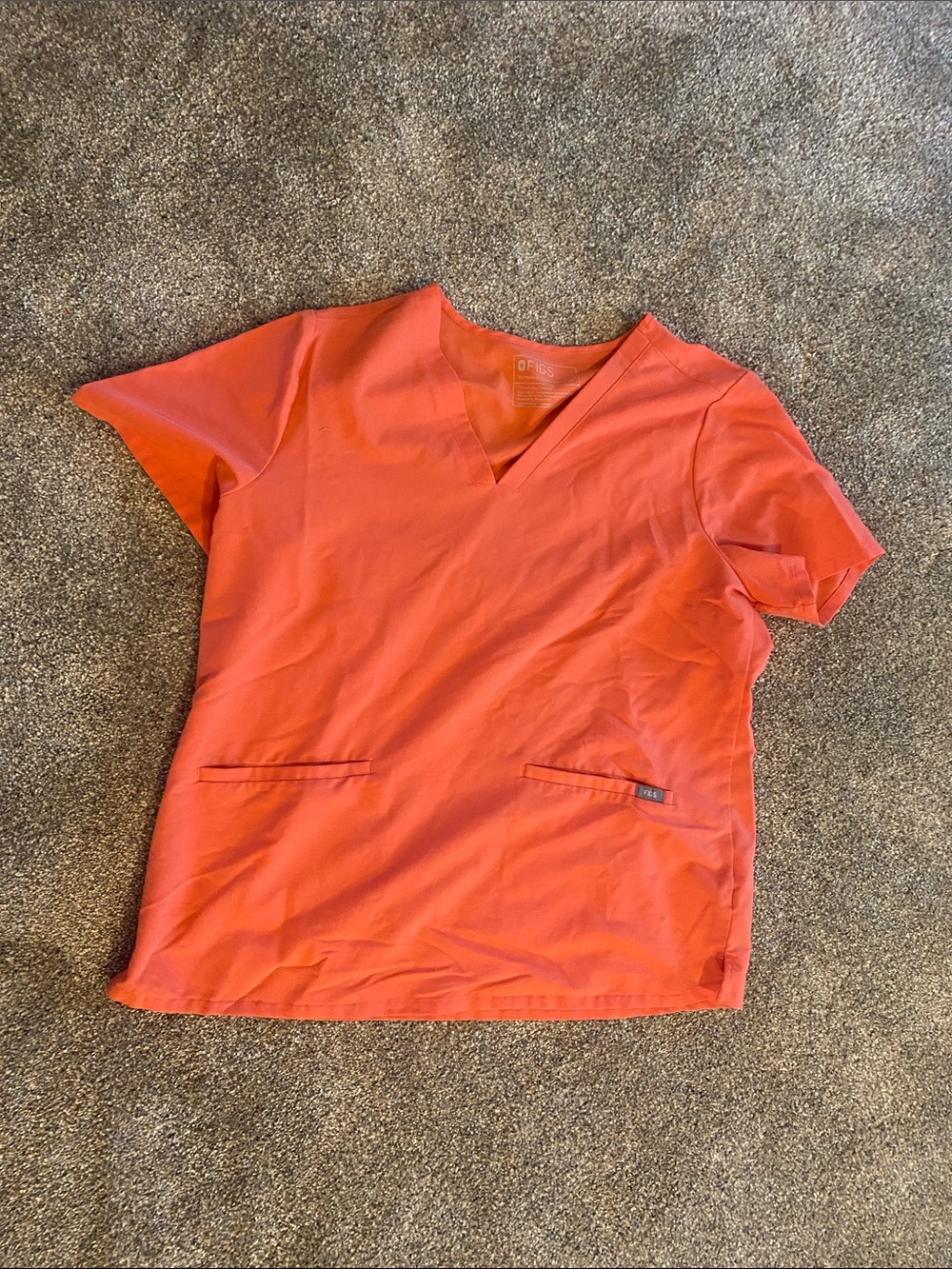 Figs coral scrub top